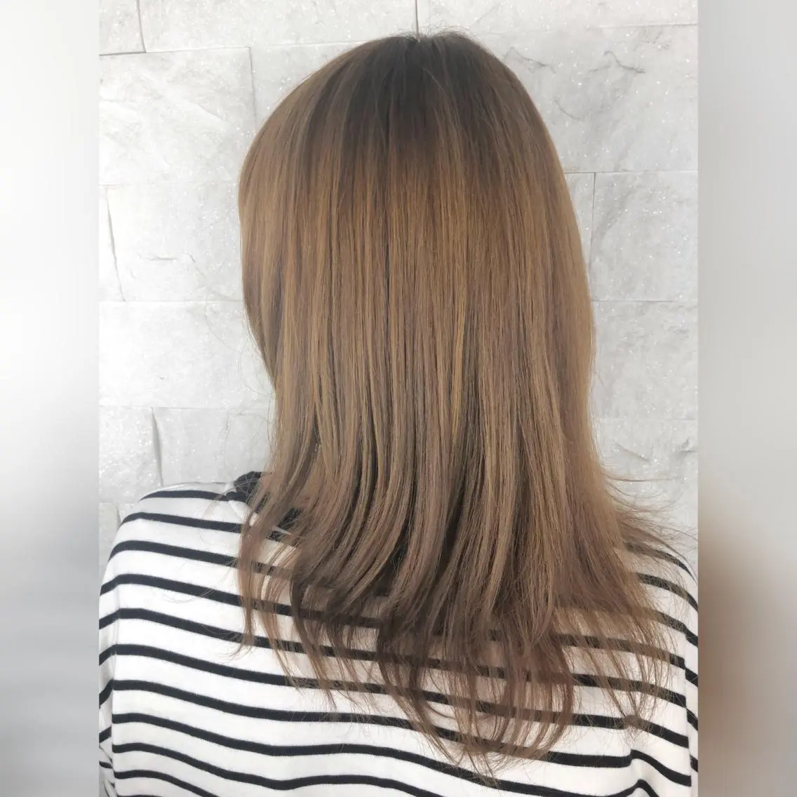 セミロング トリートメント 圧倒的美髪ストレート ツダケイタロウのヘアスタイル