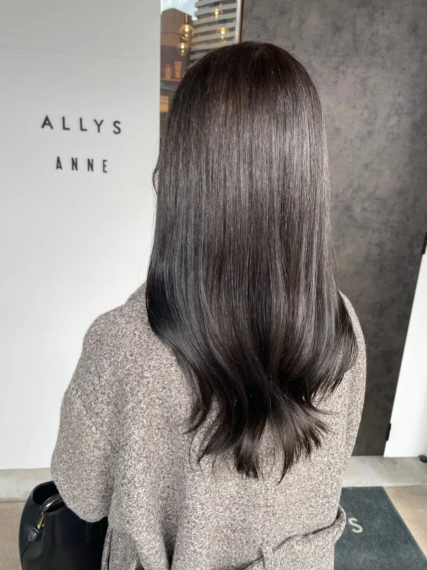 ロング カラー 寺西 恵🪡🤍のヘアスタイル