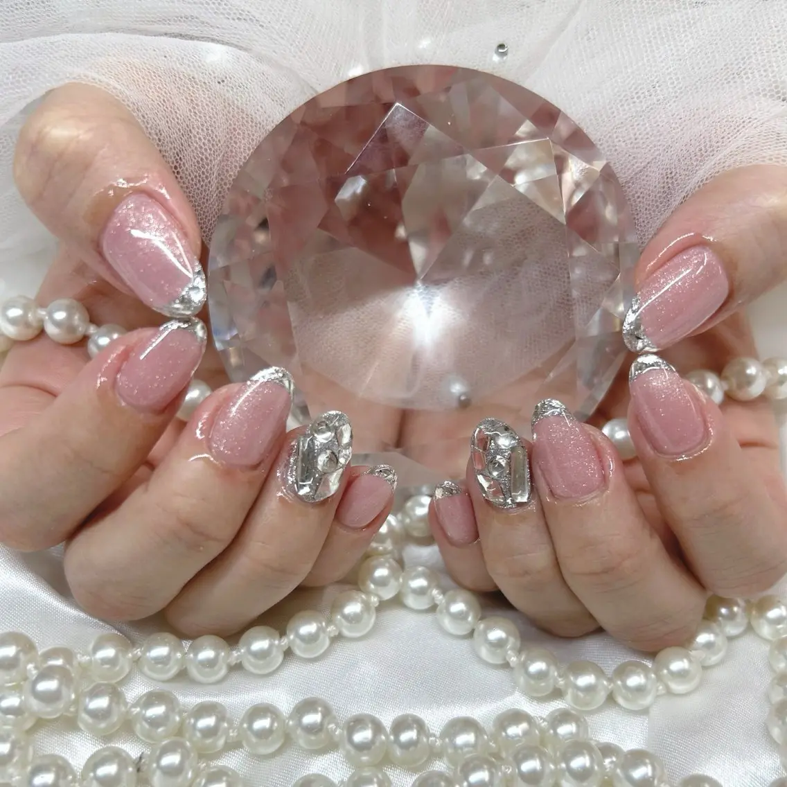 ミディアム ハンドネイル Nailsalon Angeのネイルデザイン