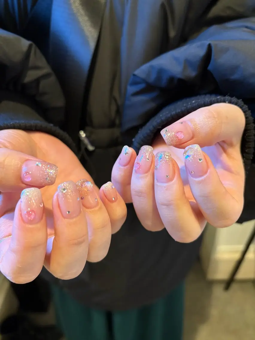 ネイル 持ち込み ハンドネイル Elle. ASAMIのネイルデザイン