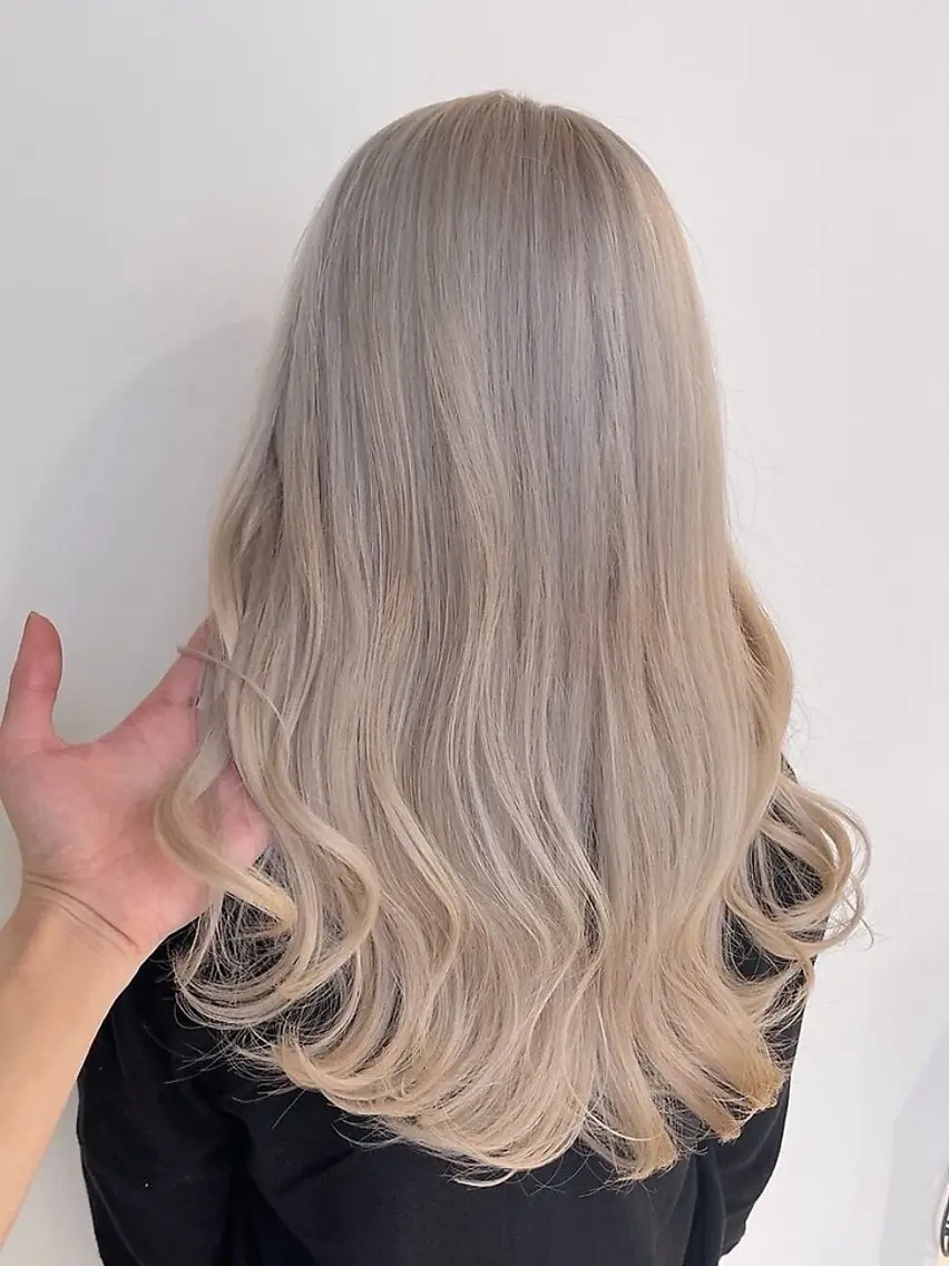 ロング カラー ヘアカラー ✨韓国艶髪✨ケア ブリーチ🫧アキラのヘアスタイル