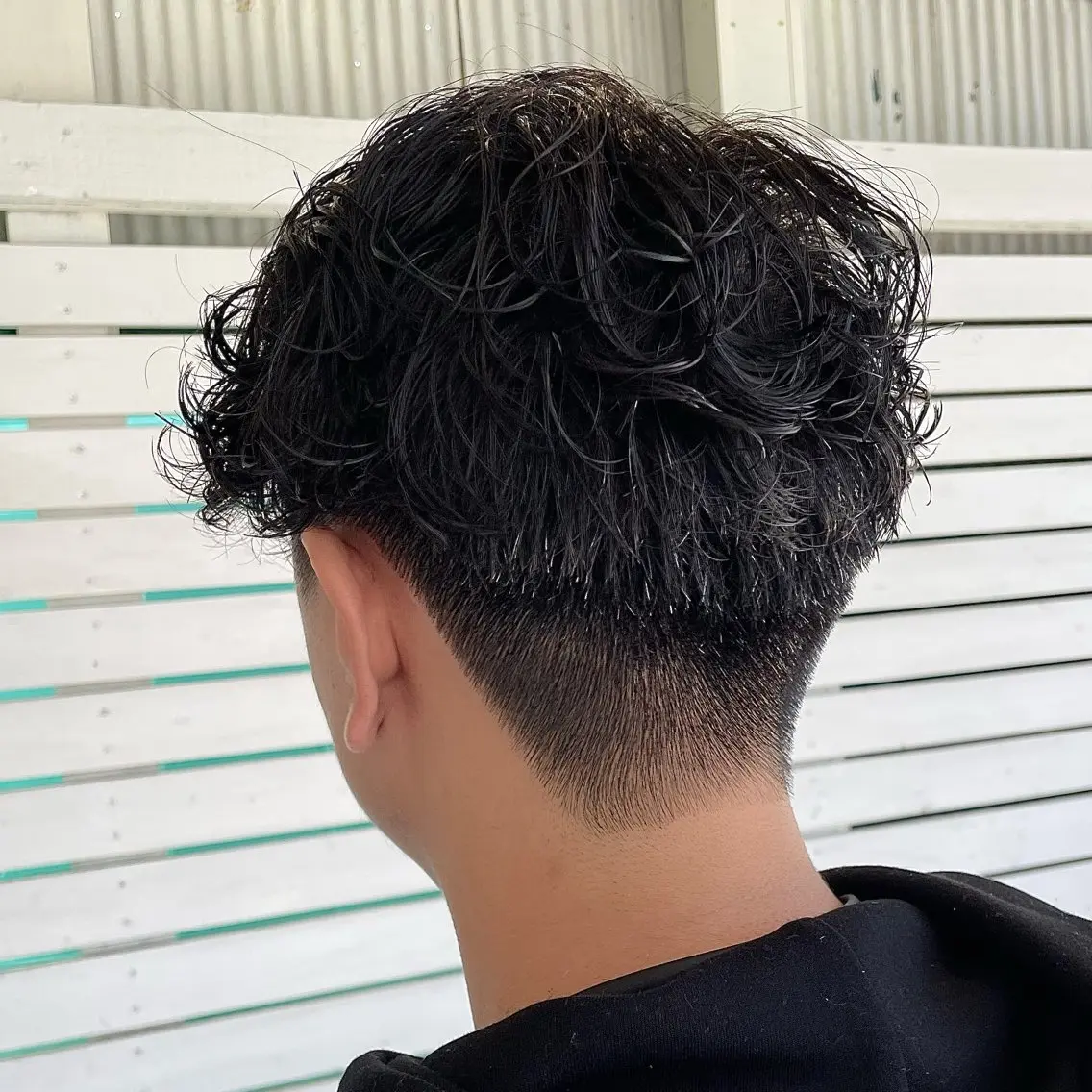 ショート パーマ メンズ マッシュ メンズパーマ 刈り上げ 波巻きパーマ こいけ みきののヘアスタイル