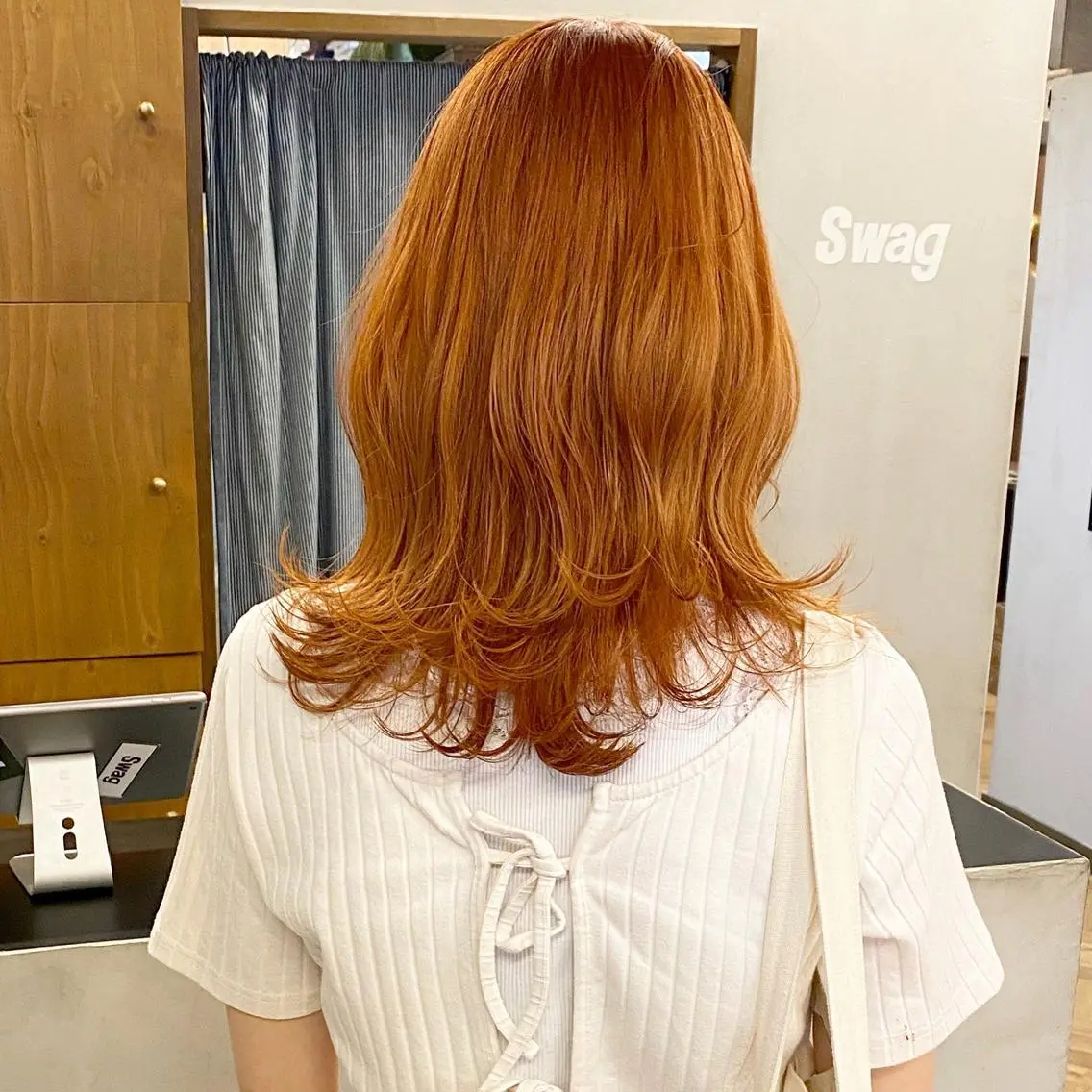 セミロング 前川 朋香のヘアスタイル