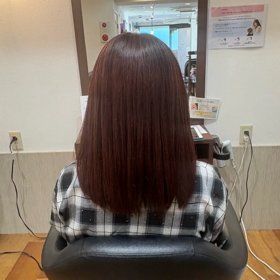 セミロング MOLLA ✂️辻桃加のヘアスタイル