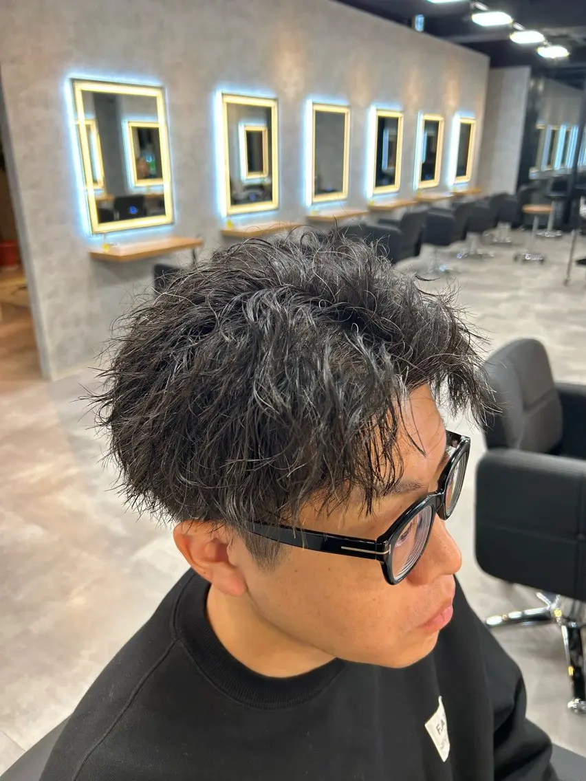 ショート カラー パーマ メンズ パーマ メンズ特化 👑YUTAのヘアスタイル
