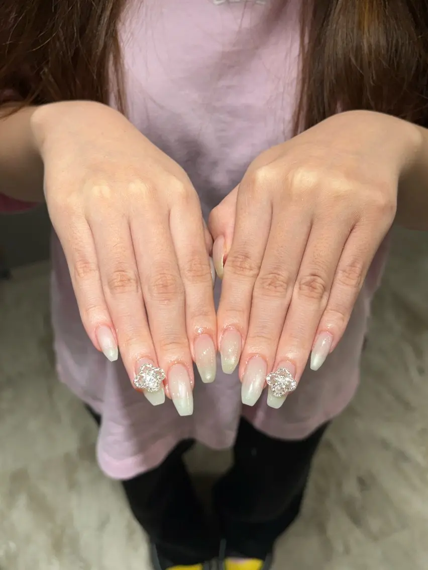ネイル ハンドネイル Yuui 💛のネイルデザイン