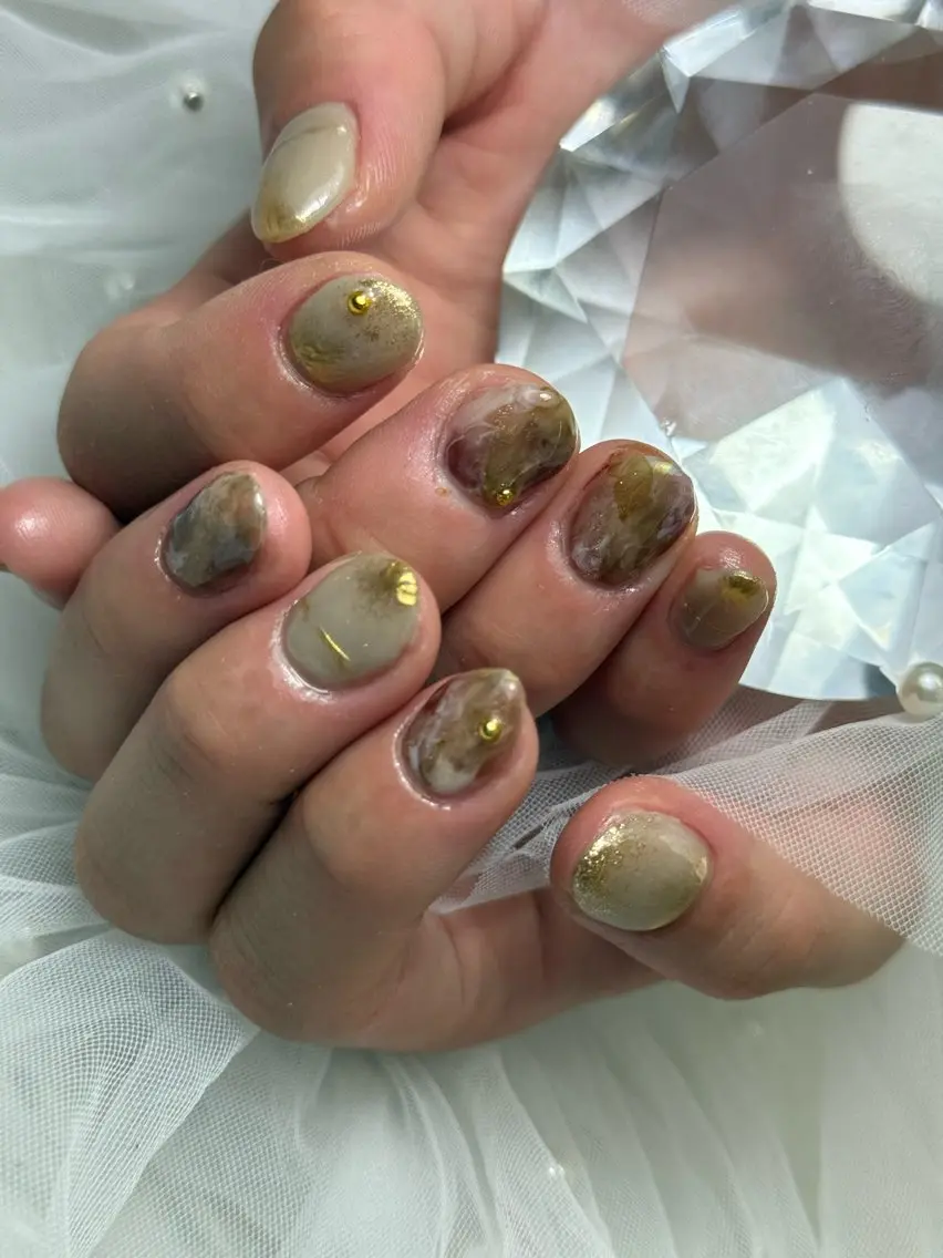 ネイル ニュアンスネイル 中西 美羽のネイルデザイン
