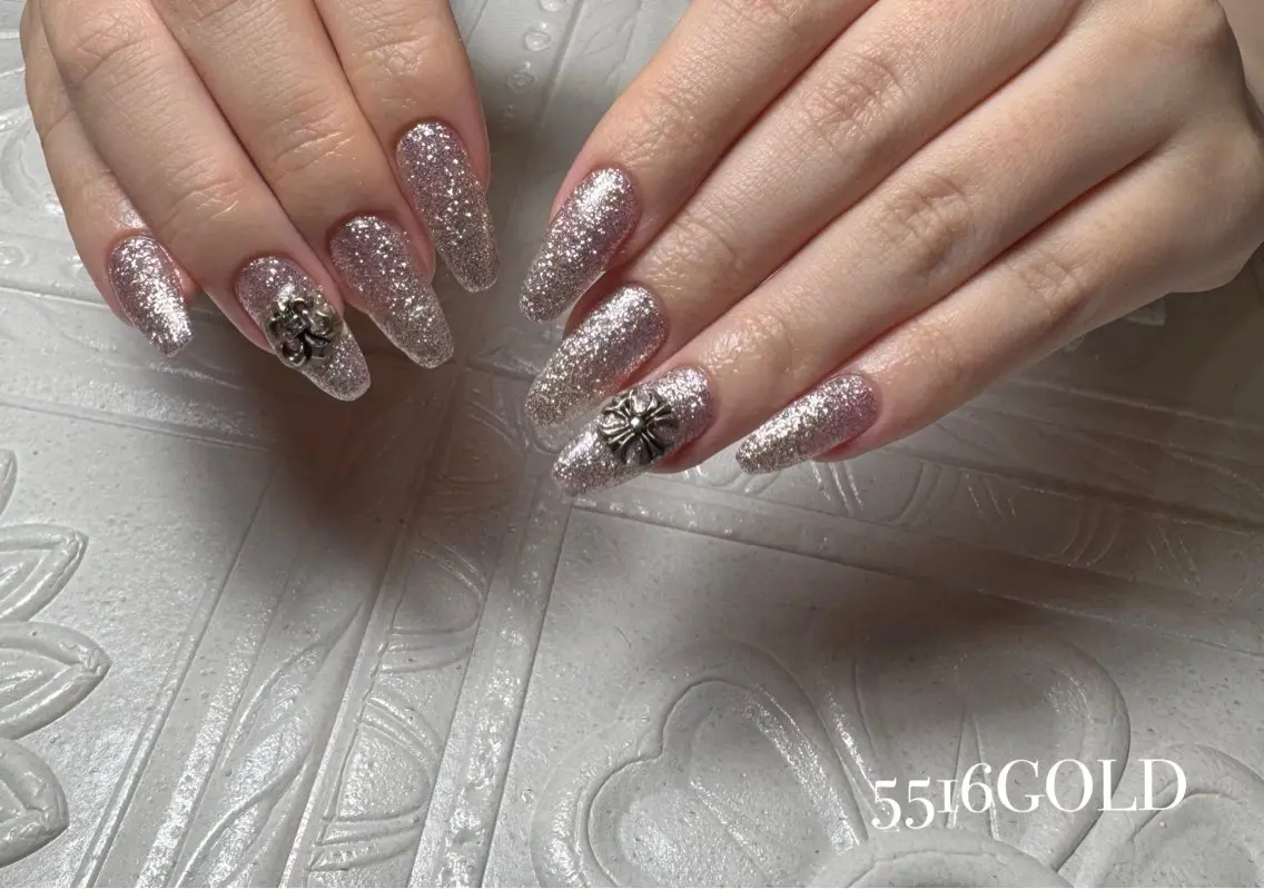 ネイル ラメ(グリッター) ワンカラーネイル 💎5516 MACHIKOのネイルデザイン