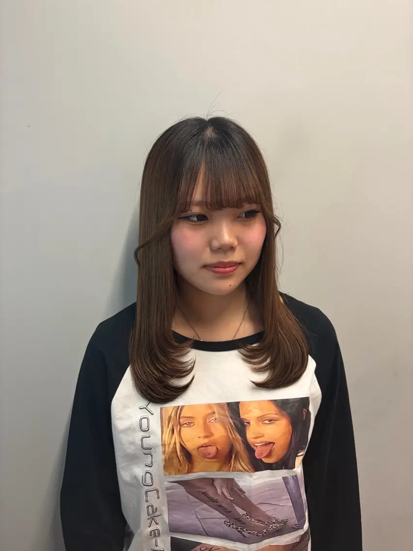 セミロング sato akiraのヘアスタイル