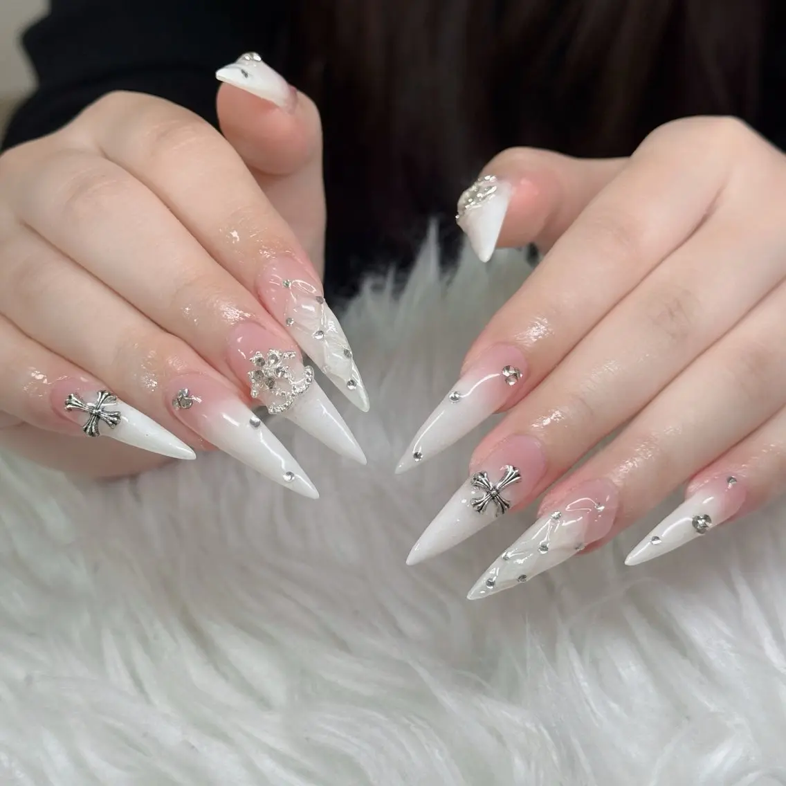 ネイル フットネイル フレンチネイル グラデーション 韓国ネイル ロングネイル ハンドネイル Hani Nail Salonのネイルデザイン