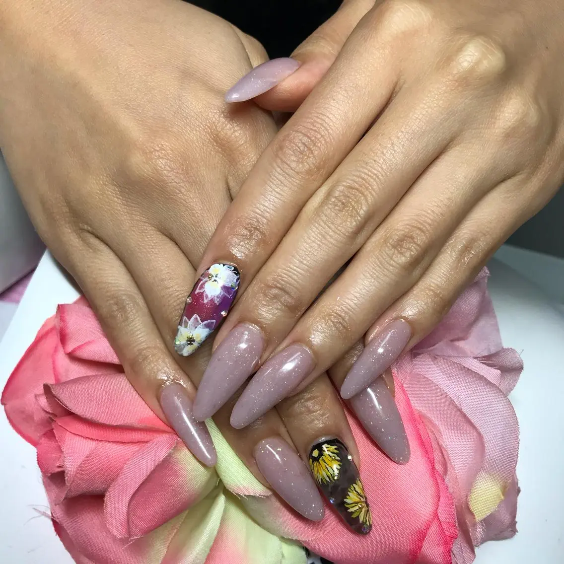 セミロング ネイル アートネイル ワンカラーネイル 《LB》ラブリエ Nail&eyeのマツエク・マツパデザイン