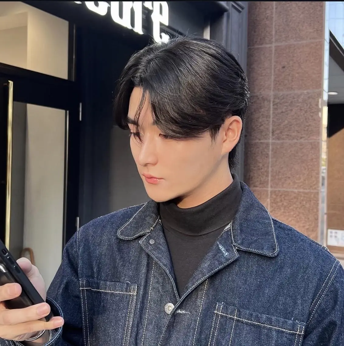 メンズ センターパート メンズ韓国風 韓国マッシュ マッシュ カット FOCUSJAPAN MENS SALONのヘアスタイル