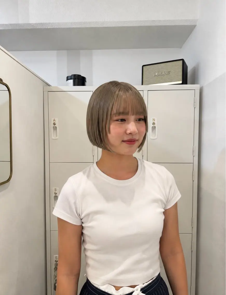 ショート カット ヘアカラー イザワサヤ/梅田 /レイヤーカットのヘアスタイル