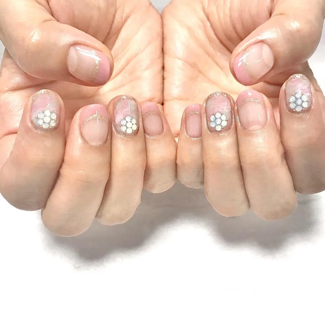 ネイル フラワーネイル フレンチネイル ラメ(グリッター) ニュアンスネイル ピンク ステラ marikominoのネイルデザイン