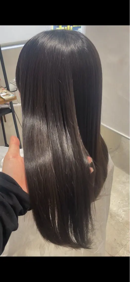 ロング ヘアカラー 三宅 琉聖のヘアスタイル
