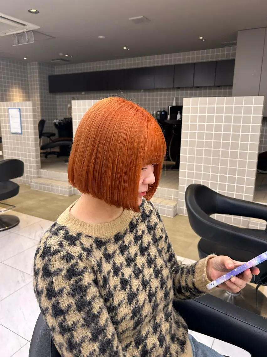 ショート カラー ヘアアレンジ ハイトーンカラー ボブ カット ヘアカラー トリートメント ヘアセット 💎韓国/ レイヤー カット/ 暖色🫧のヘアスタイル