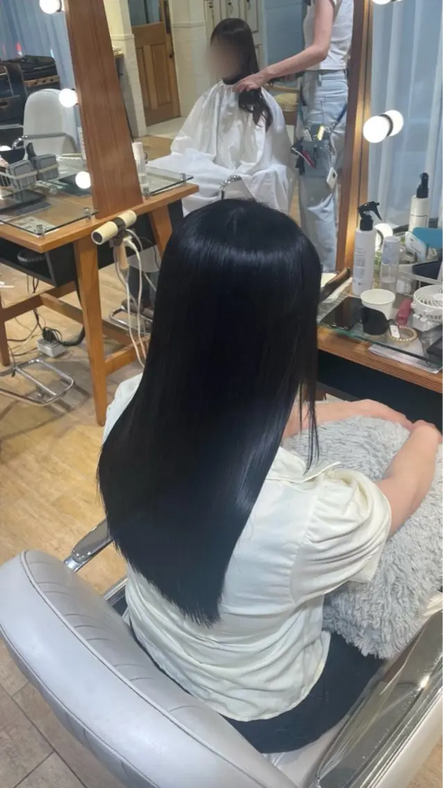 ロング 縮毛矯正 🌟ɴᴇᴏʟɪᴠᴇ ᴋᴀʀᴇɴ🤍´-のヘアスタイル