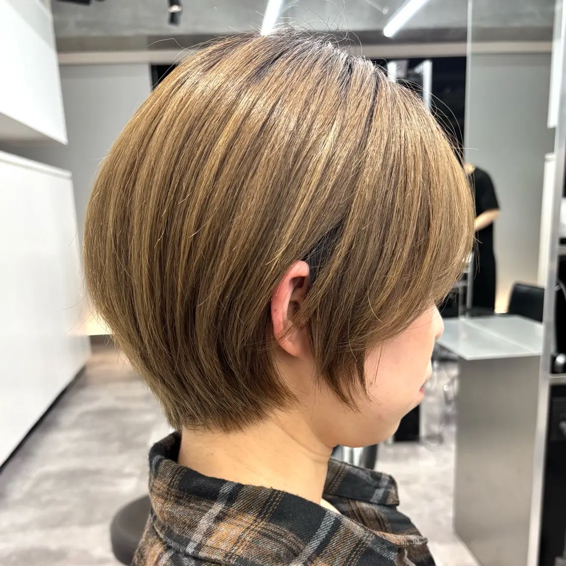ショート ショートヘア 佐藤 芽依のヘアスタイル