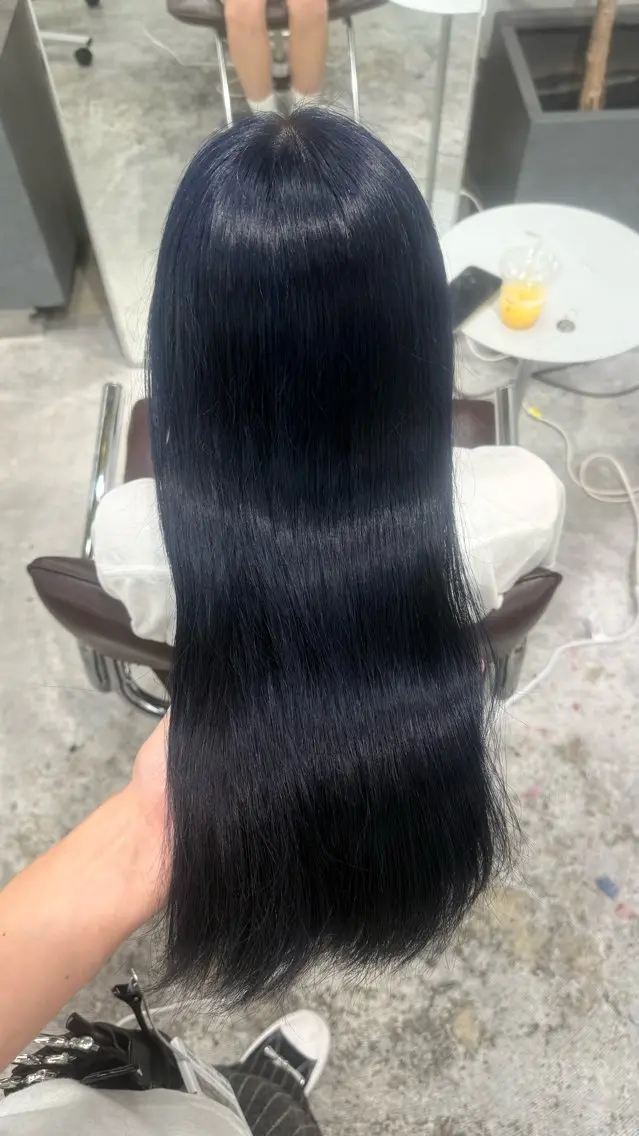 ミディアム ヘアカラー fev Yumaのヘアスタイル
