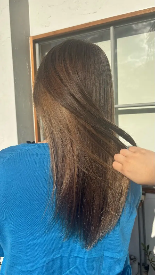 ロング カラー ブリーチ ブラウンカラー インナーカラー makoto⌇レイヤ ー⌇艶カラー🍒‎のヘアスタイル