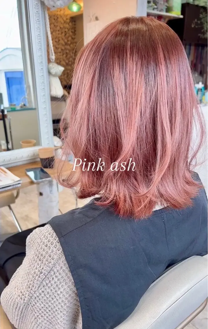 カラー Uuoul あかねのヘアスタイル