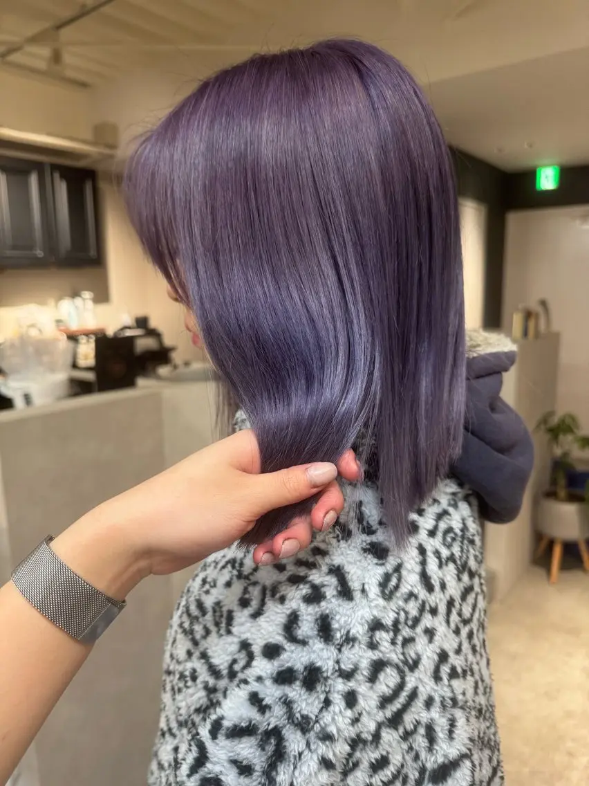 カラー ヘアカラー レイヤー/ハイトーン ヒガシサヨのヘアスタイル