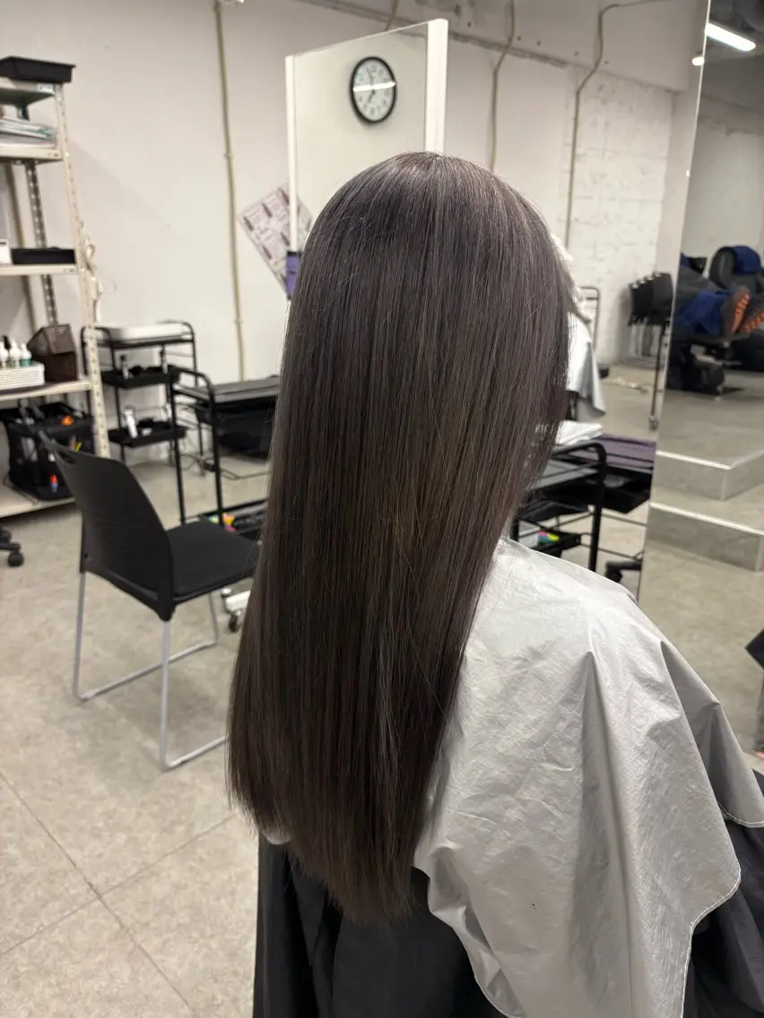 ロング カラー ヘアカラー トリートメント ヘアセット うる艶ワンホン/ HINANO🩶のヘアスタイル