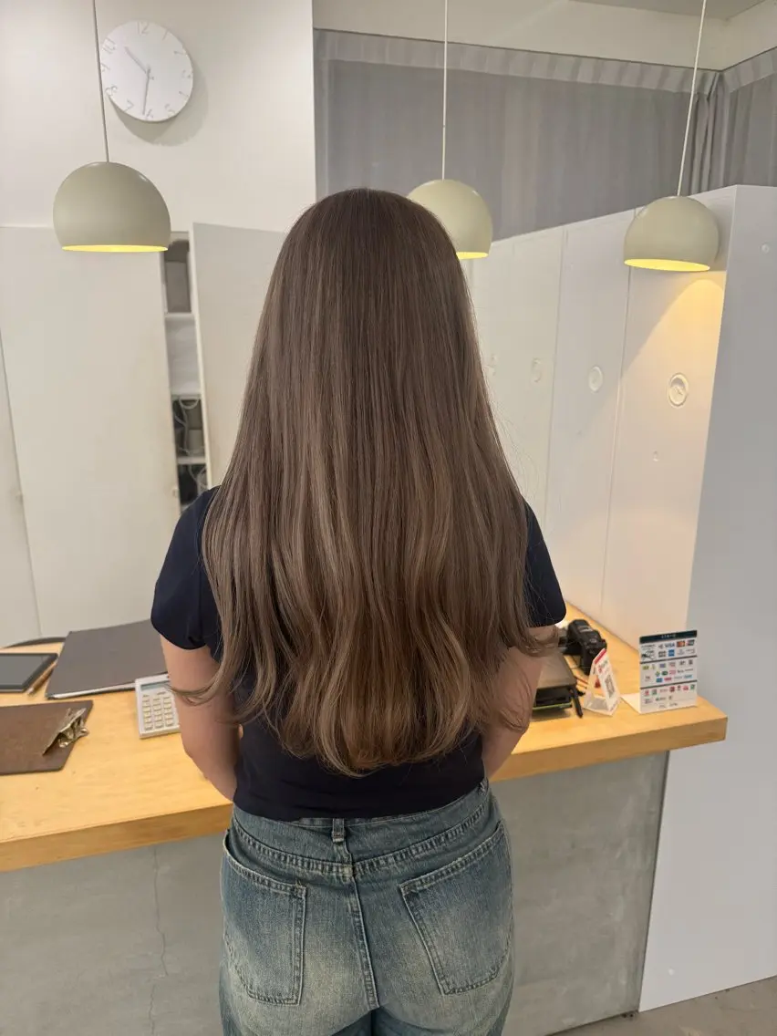 ロング カラー ヘアカラー 鈴木 奏羽のヘアスタイル