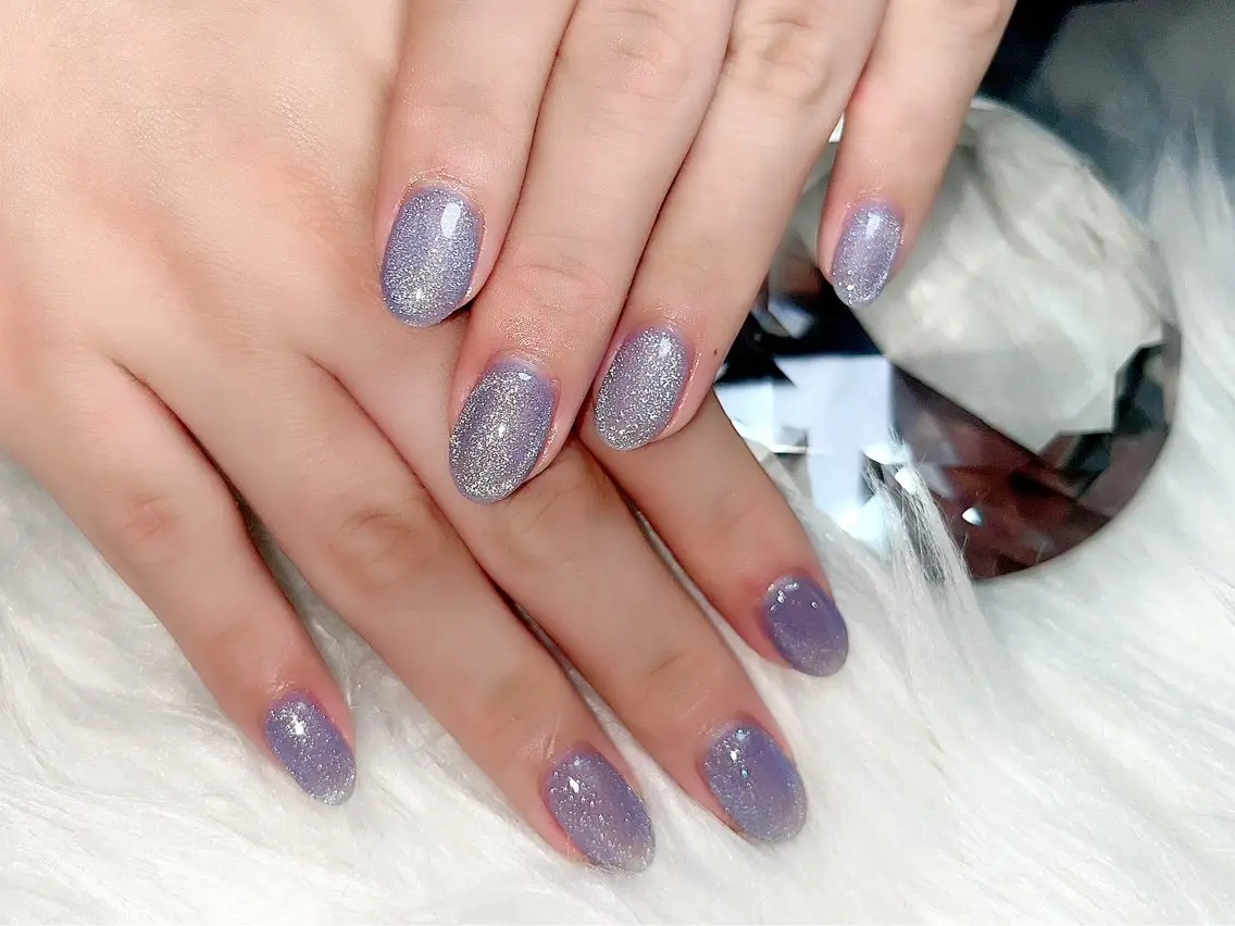 ネイル WHITE NAIL 大島のネイルデザイン