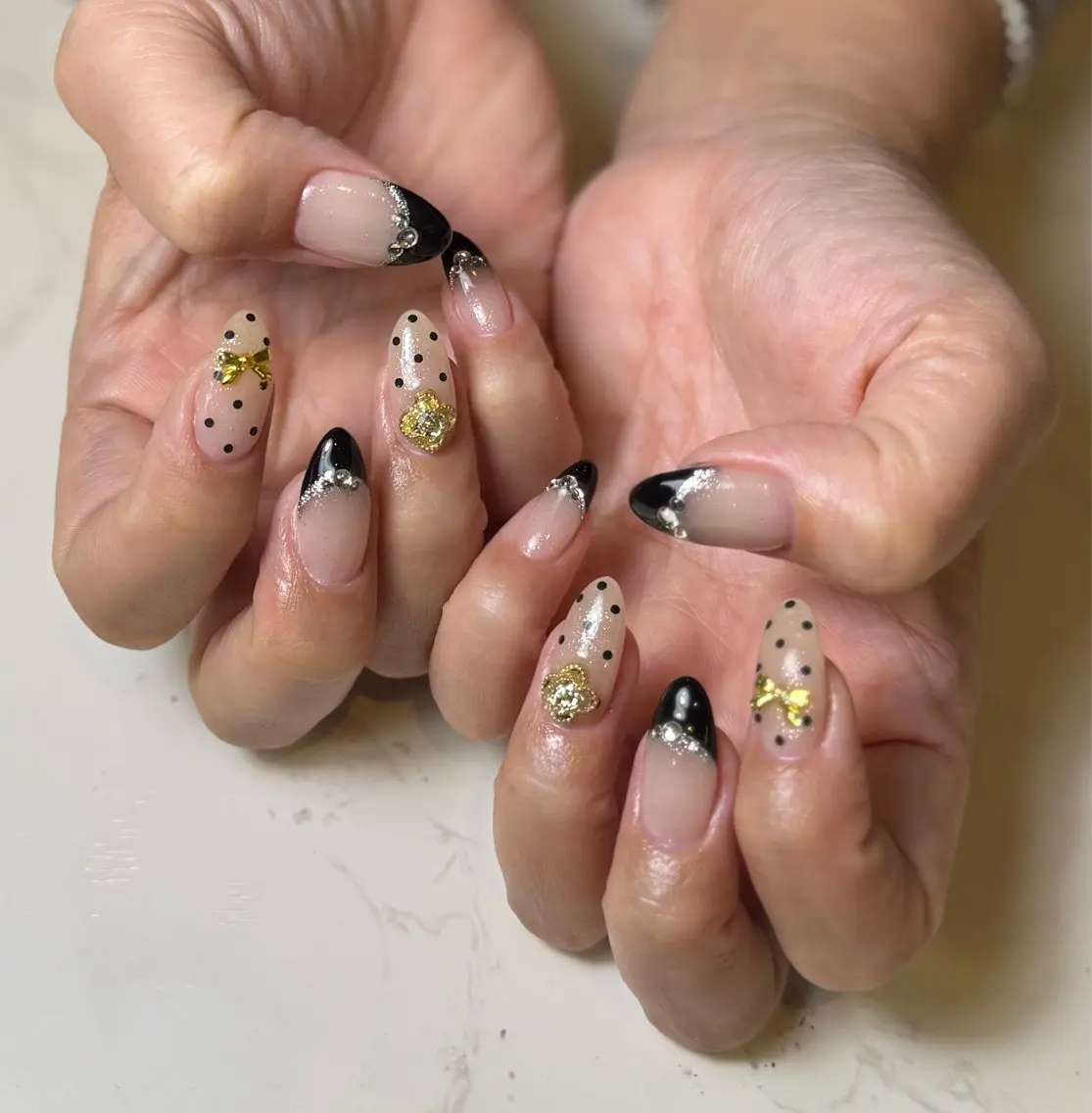 ネイル アートネイル amour RIOのネイルデザイン