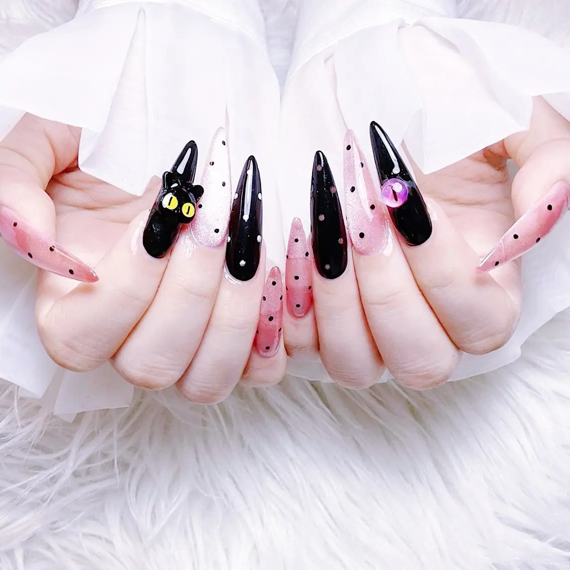ネイル チークネイル 長さ出し フラワーネイル フレンチネイル ガーリー ハンドネイル ハンドケア NEW NAIL 池袋のネイルデザイン