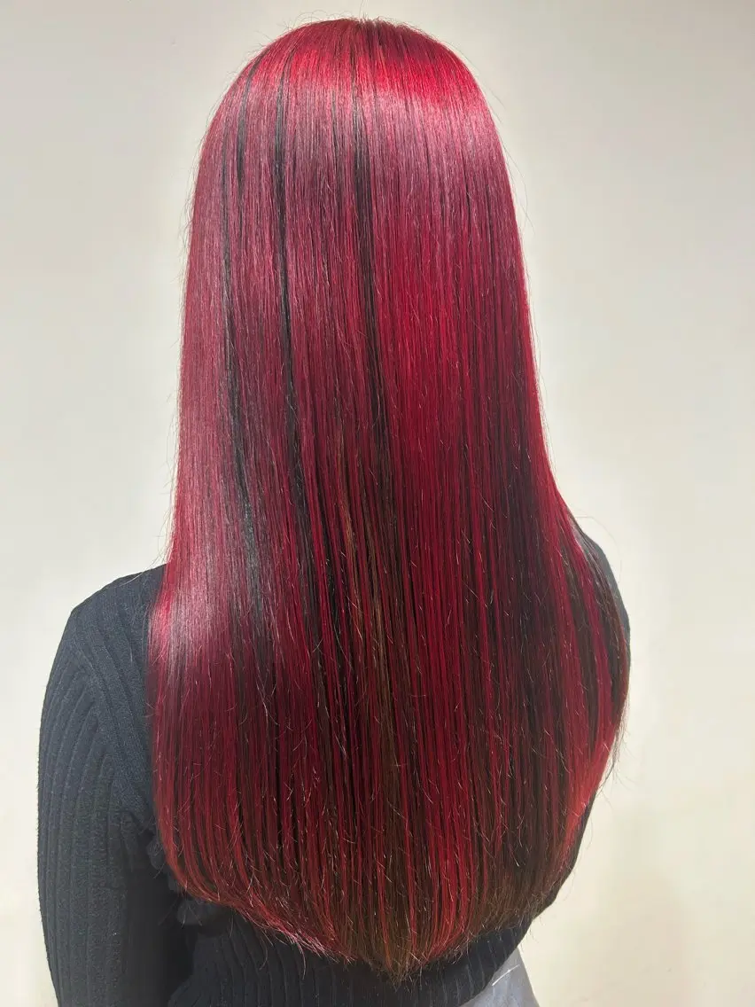 ロング ヘアカラー coohair トミクラモエのヘアスタイル