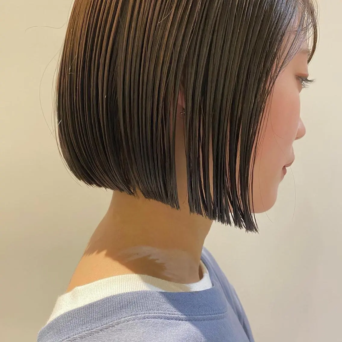 ミディアム 縮毛矯正ボブ&顔まわ レイヤー♡TOMOEのヘアスタイル