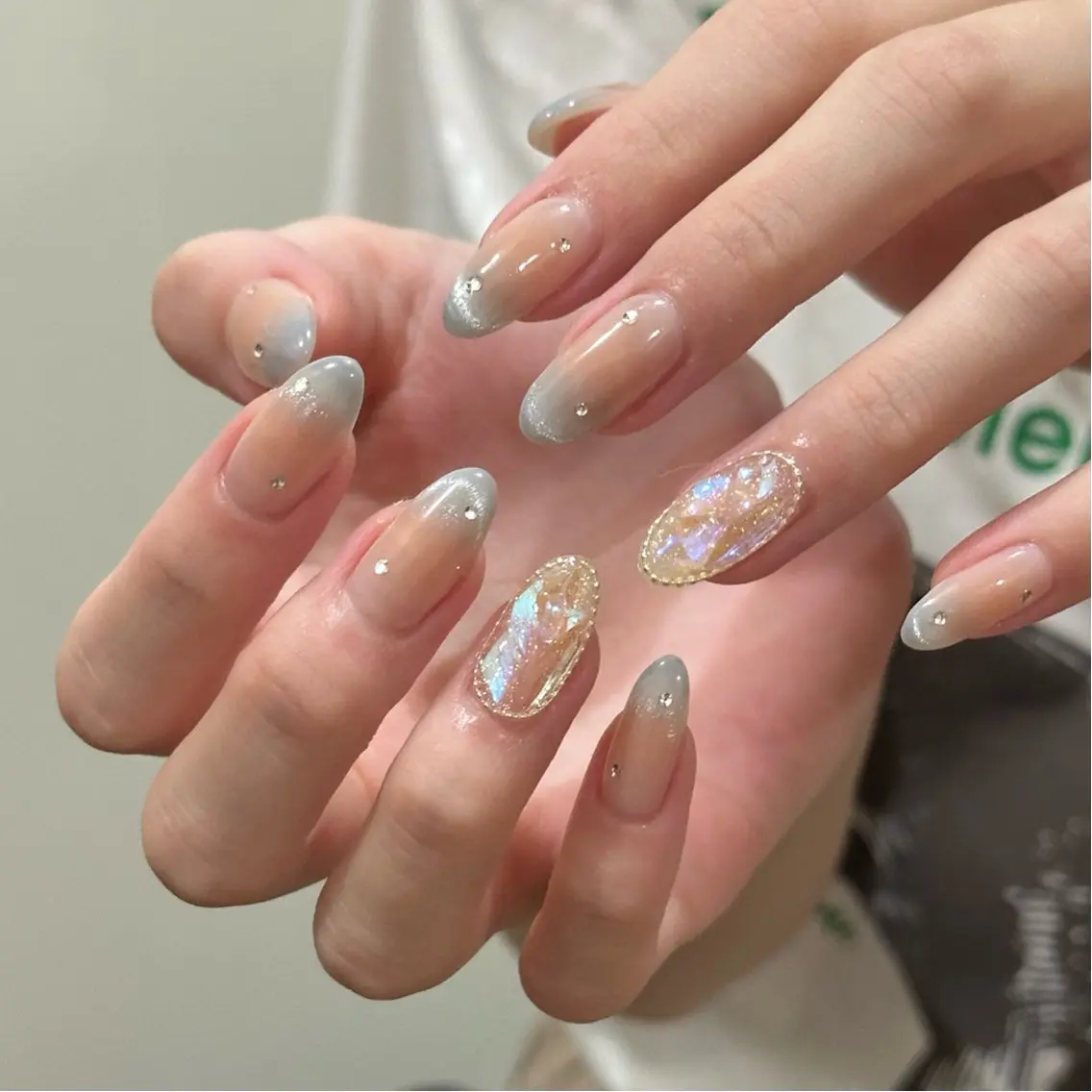 ネイル ハンドネイル reika .のネイルデザイン