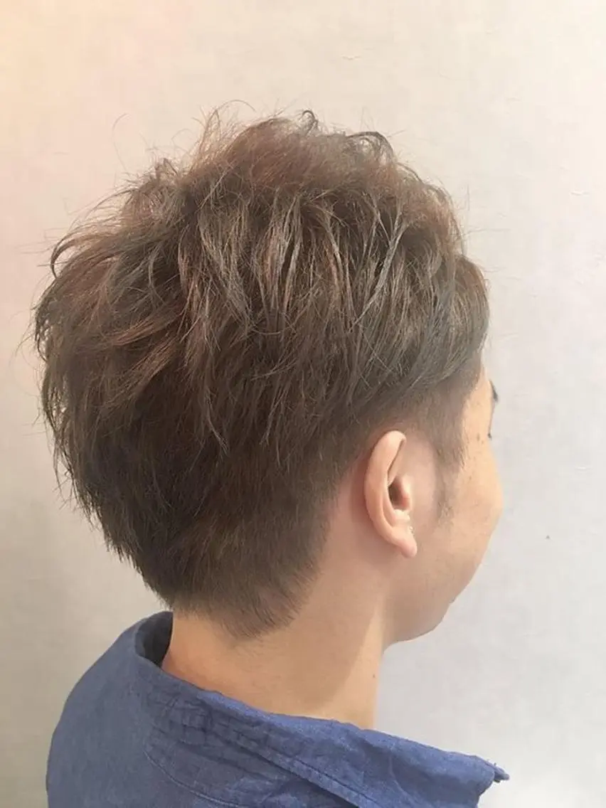 男性限定カット+スキャルプシャンプー+眉カットの写真