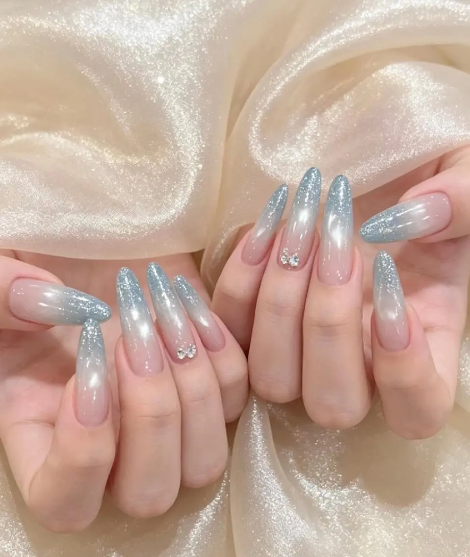 ネイル Lumen Nailのネイルデザイン