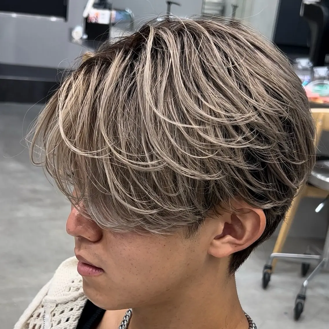 ミディアム カラー ヘアアレンジ メンズ fifth 石川 凪のヘアスタイル