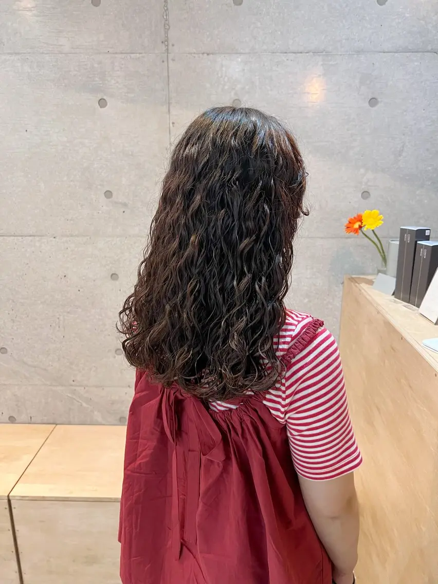 ロング カット パーマ トリートメント 🌿朝5分でお洒落 パーマスタイル🌿のヘアスタイル