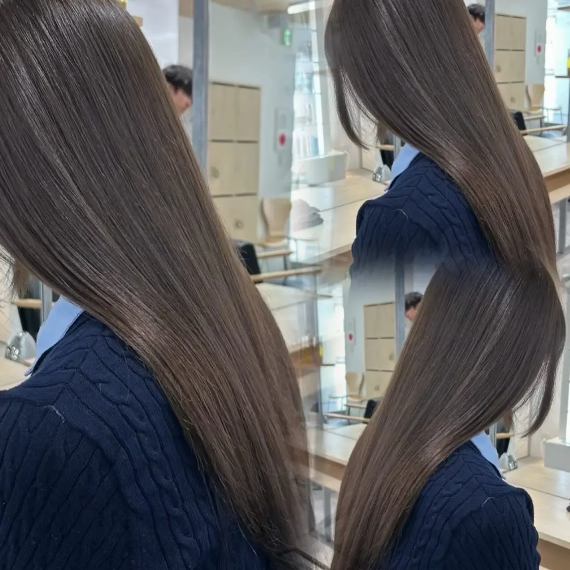 ロング カラー 透明感カラー グレージュ/あいのヘアスタイル