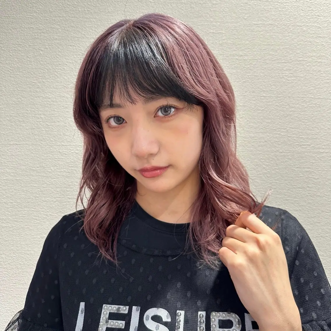 セミロング カラー 柔らかいbeige ￤韓国￤🩰マユ🩰のヘアスタイル