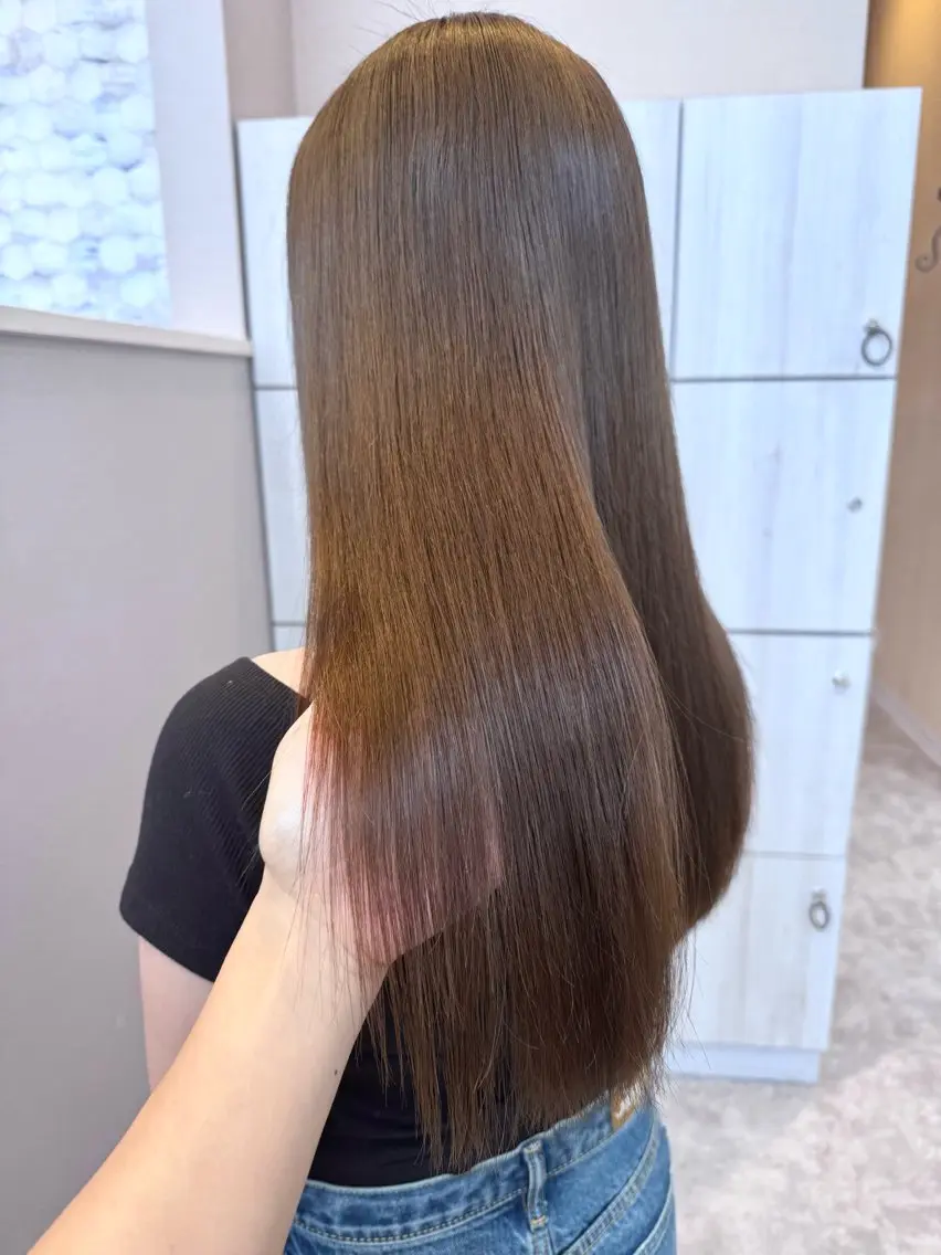 ロング トリートメント 透明感カットカラー 🤍erinaのヘアスタイル