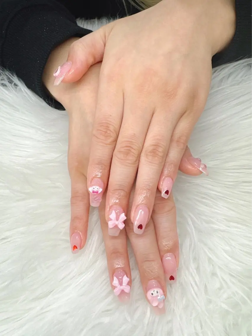 ネイル オーロラネイル フレンチネイル ガラスフレンチ ロングネイル マグネットネイル ハンドネイル XIMINANAIL SALON堀江店のネイルデザイン