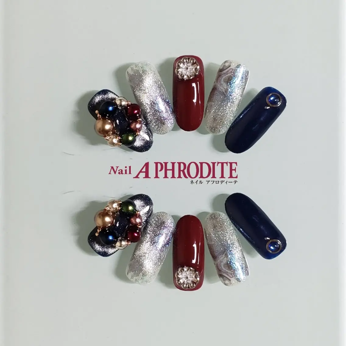ネイル ジェルネイル ニュアンスネイル スカルプネイル ソフトジェル ネイルチップ ハンドネイル Nail Aphroditeのネイルデザイン