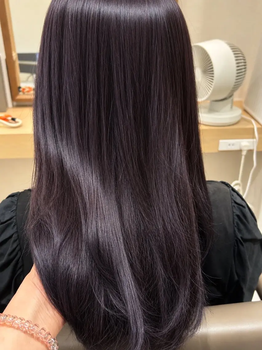 セミロング カラー ボルドーカラー ラベンダーカラー 髪質改善 トリートメント 久木原 ゆりのヘアスタイル