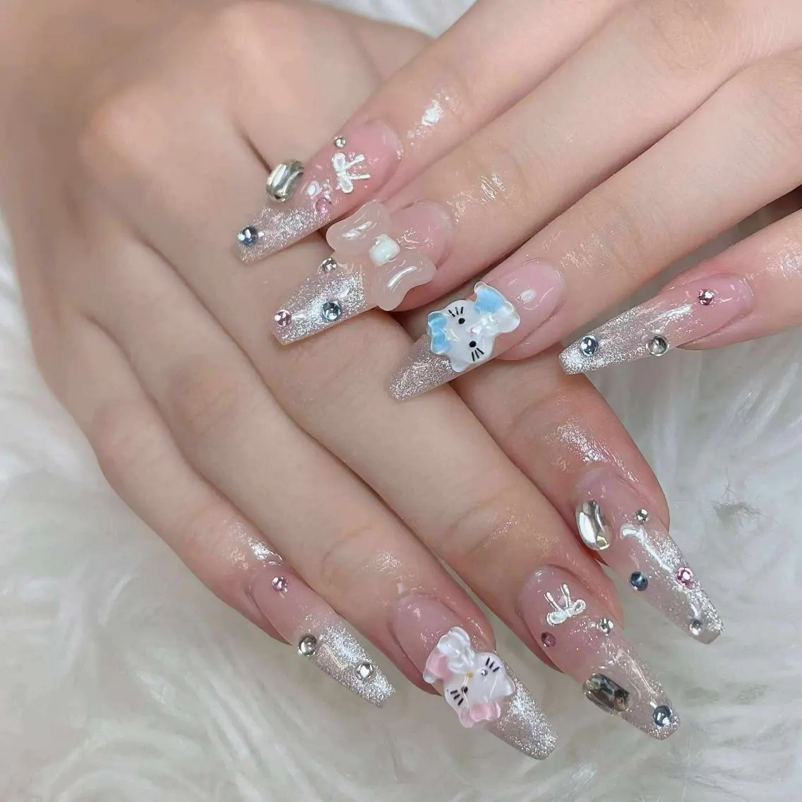 ネイル チークネイル 長さ出し フットネイル マグネットネイル 持ち込み ハンドネイル ANH NAIL ゴテゴテ専門店💎のネイルデザイン