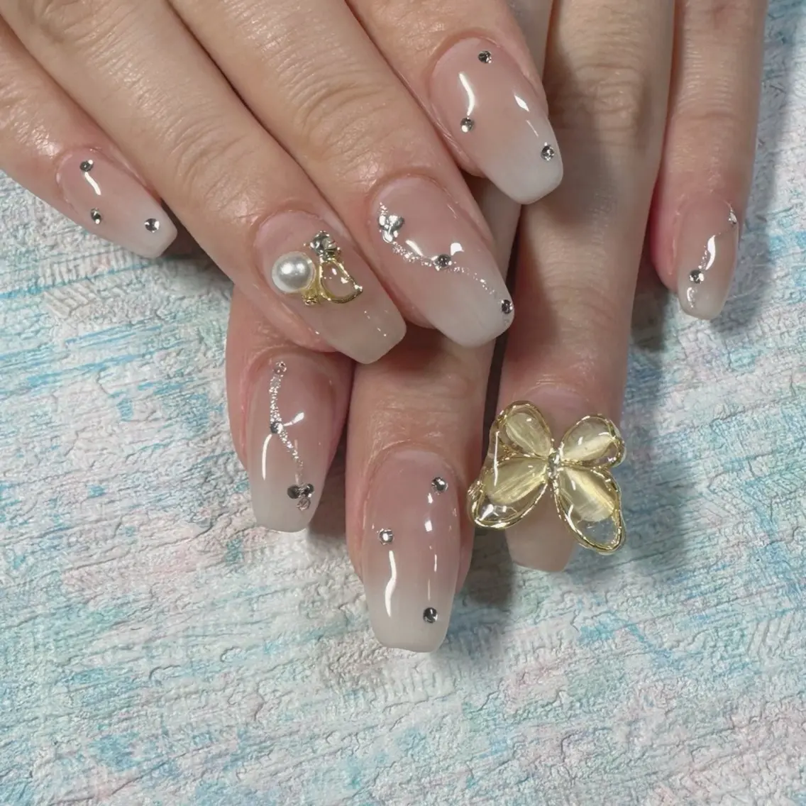 ご新規様限定✨オーダー☆ネイル✨　オフ込み👌特殊パーツ2個までサービス✨の写真