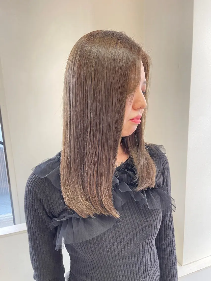 ロング カラー LABO. 門屋和香那のヘアスタイル