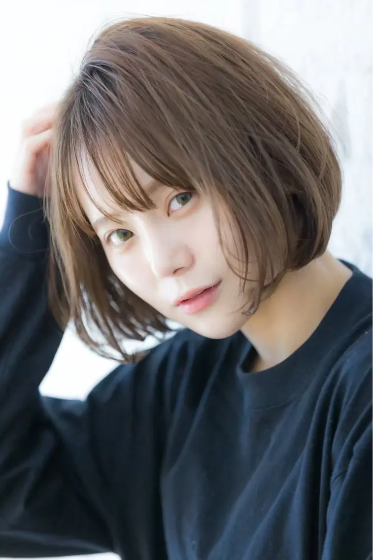 ショート ヘアカラー フクゾエ ユカリのヘアスタイル