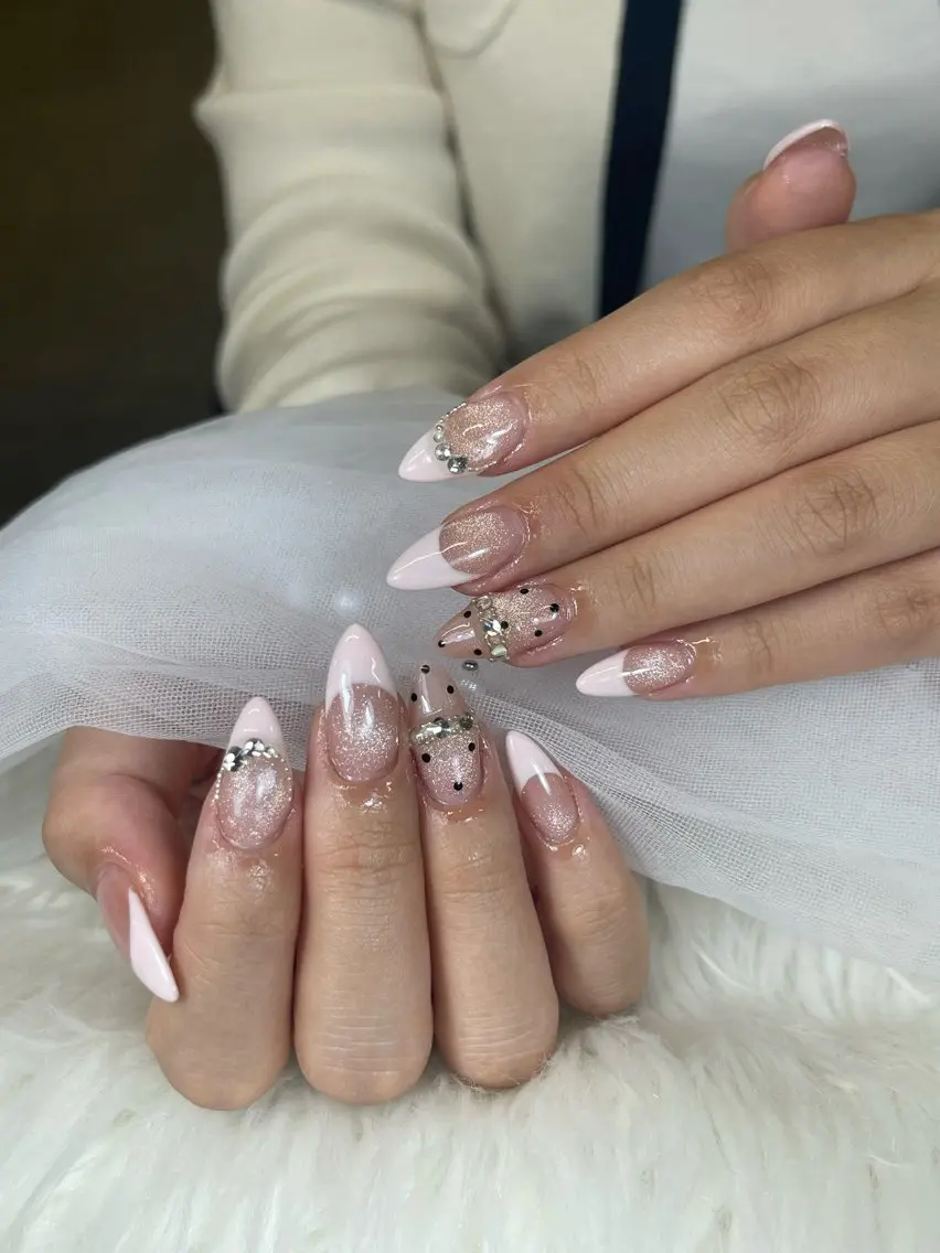 ネイル ハンドネイル NiJi Nailsのネイルデザイン