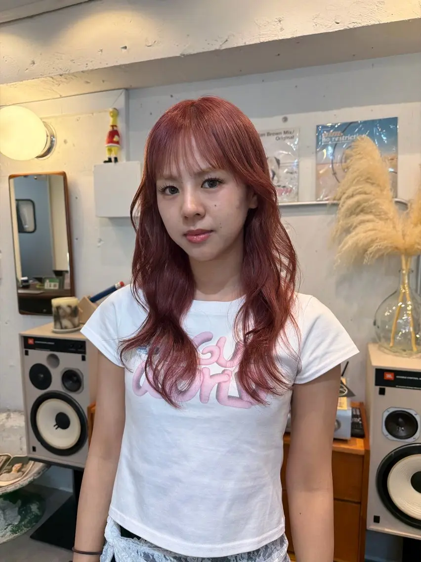 ミディアム カラー ベージュカラー ピンクカラー ピンクベージュ ヘアカラー トリートメント 黒田 千晴のヘアスタイル